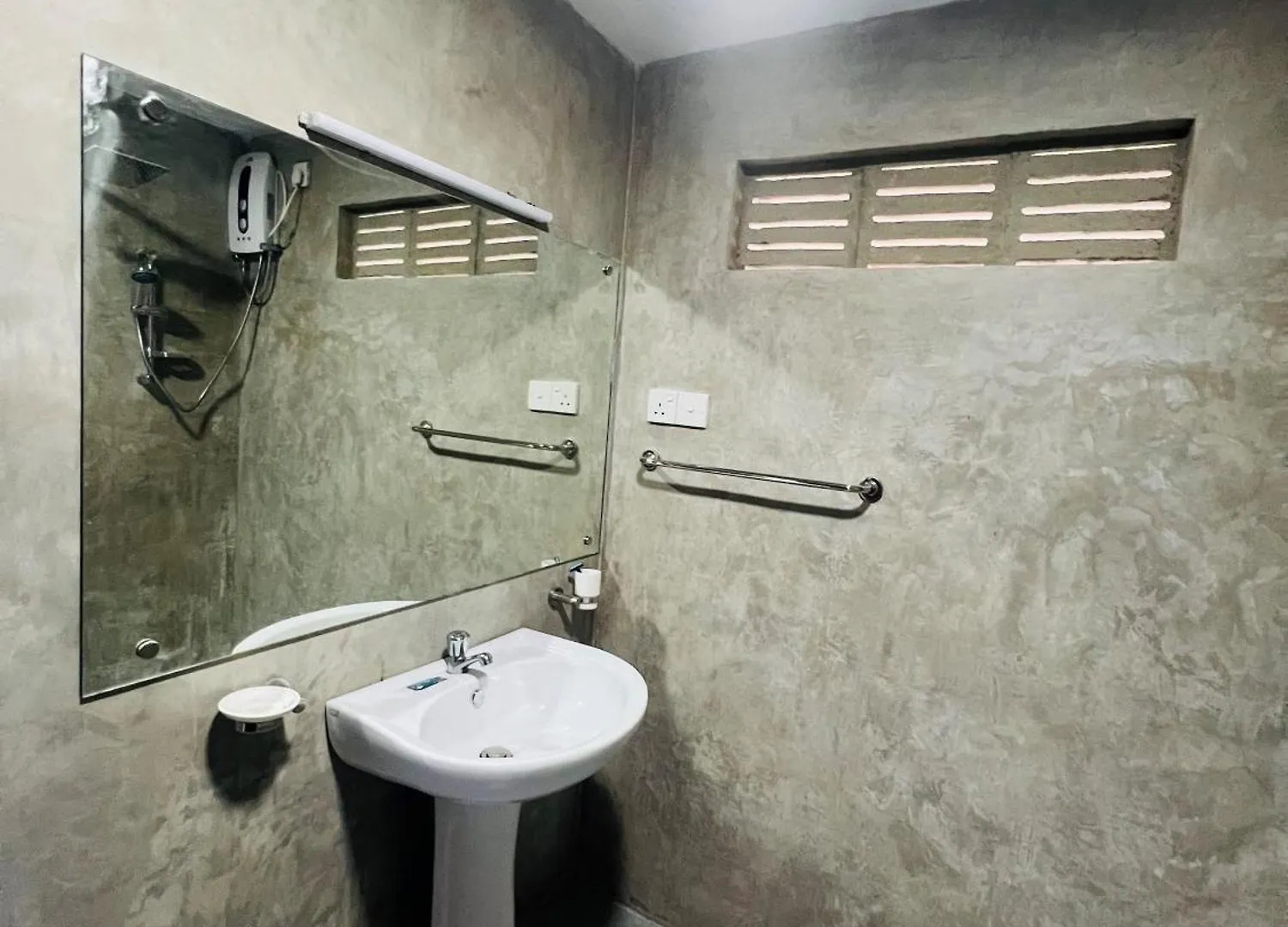 Rockview Gardens Homestay Kandy