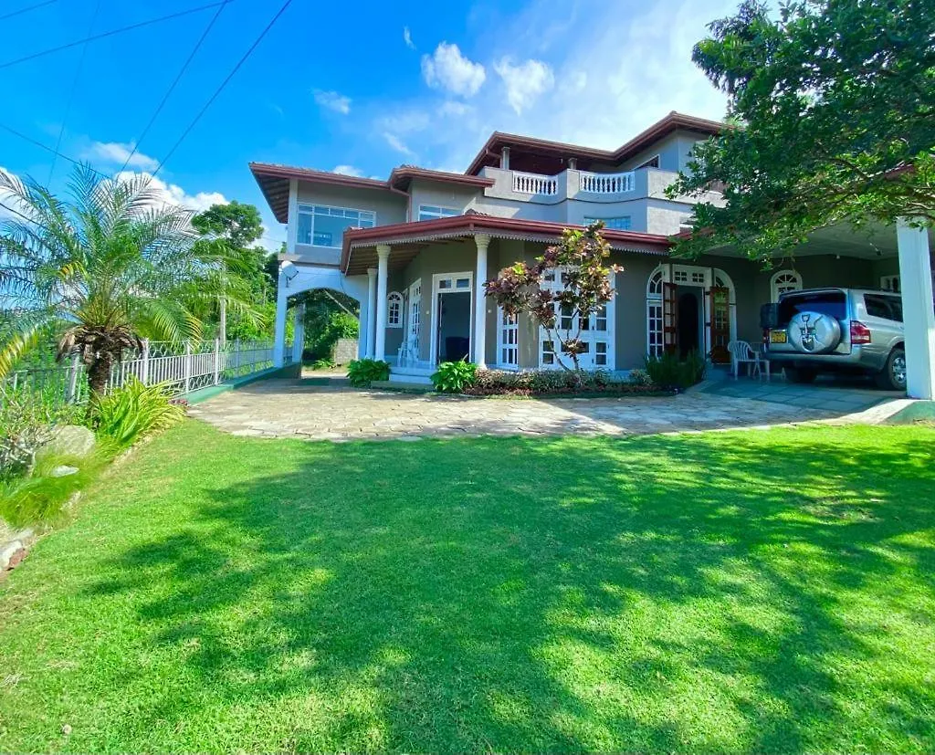 Rockview Gardens Homestay Kandy